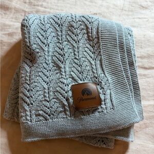 Paramount Knit Scarf in Light Gray